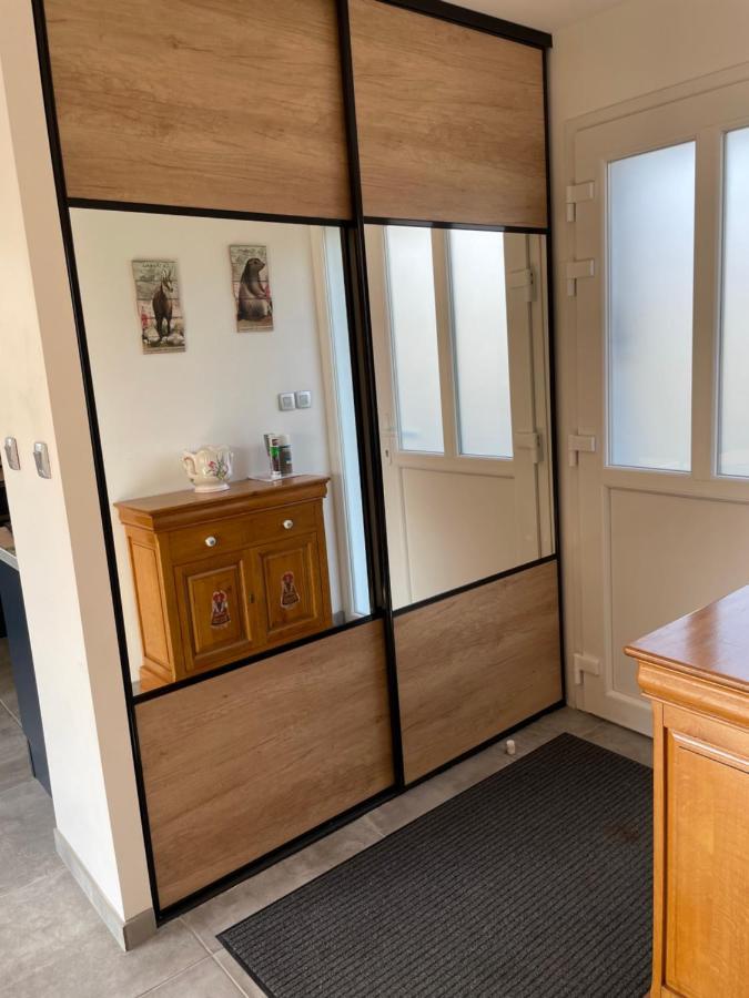 Gîte des Brimbelles La Neuveville-Devant-Lepanges Extérieur photo